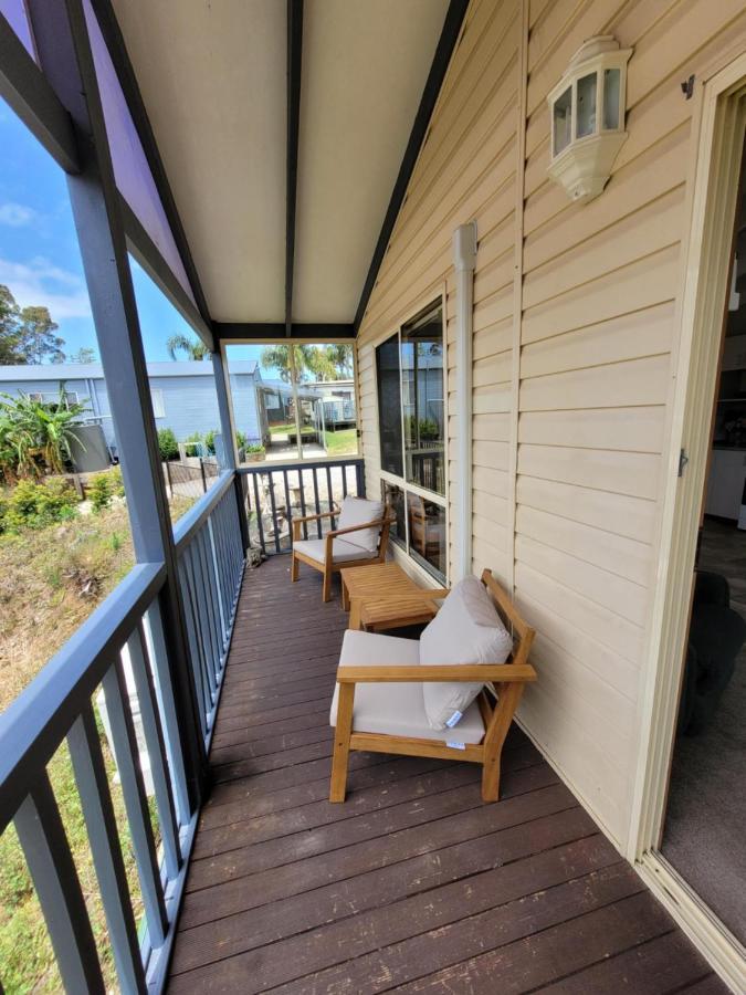 Отель Mollymook Caravan Park Экстерьер фото